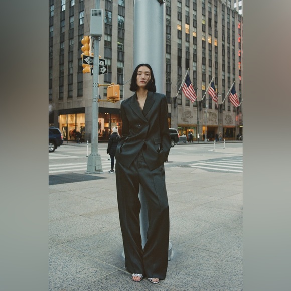 ZARA Emerald Green Satin Matching Coord Suit - Picture 1 of 16